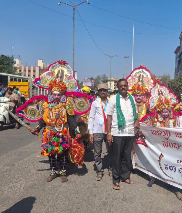 ಕಲಾವಿದರು ಕಲೆಯ ಜೊತೆಯಲ್ಲಿ ಸಂಸ್ಕøತಿ ಮತ್ತು ಸಂಸ್ಕಾರ ಉಳಿಸಲು ಯತ್ನಿಸಬೇಕು ; ಇ. ತುಕಾರಾಂ