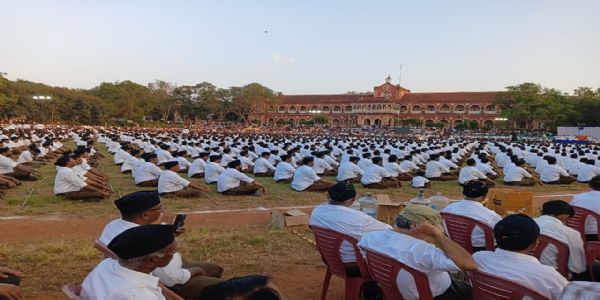 ಧಾರವಾಡದಲ್ಲಿ ಆರ್ ಎಸ್ ಎಸ್ ಪಥ ಸಂಚಲನ