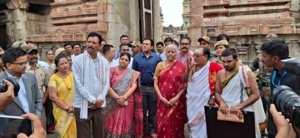 ವಿಶ್ವ ಪಾರಂಪರಿಕ ಹಂಪಿ ಗತವೈಭವ ಸ್ಮಾರಕಗಳು ಶ್ರೀಕೃಷ್ಣದೇವರಾಯನ ಆಡಳಿತದ ಕೈಗನ್ನಡಿ