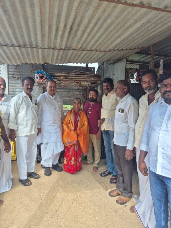 ಗುಟುಕಾ, ಸಿಗರೇಟ ಮಾರಾಟ ಮಾಡದ ಸುಲ್ತಾನಪುರ ಗ್ರಾಮದ ವಿಜಯಲಕ್ಷ್ಮಿಗೆ ಸನ್ಮಾನ