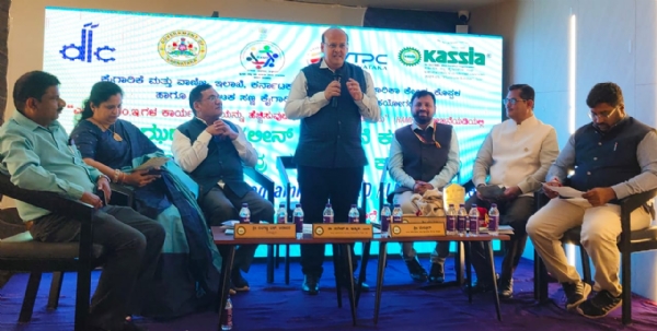 ಕೊಪ್ಪಳ : ನಮ್ಮಲ್ಲಿ ಇನ್ನೂ ಹೆಚ್ಚಿನ ರೀತಿಯ ಉದ್ಯಮ ಬೆಳವಣಿಗೆಯಾಗಬೇಕಿದೆ: ಡಾ. ಸುರೇಶ ಇಟ್ನಾಳ