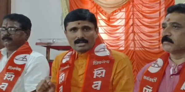 ಕನೇರಿ ಸ್ವಾಮೀಜಿ ಪರ ಆಂದೋಲ ಸಿದ್ಧಲಿಂಗ ಸ್ವಾಮೀಜಿ ವಕಾಲತ್ತು
