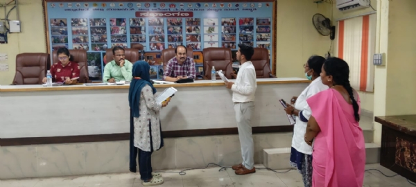 ವೈದ್ಯಾಧಿಕಾರಿಗಳು ಸಕಾಲದಲ್ಲಿ ಸೇವೆ ಒದಗಿಸಿ ತಾಯಿ ಮರಣ ತಡೆಗಟ್ಟಿ: ಡಿಹೆಚ್ಓ ಡಾ.ಯಲ್ಲಾ ರಮೇಶ್ ಬಾಬು ವೈದ್ಯಾಧಿಕಾರಿಗಳು ಸಕಾಲದಲ್ಲಿ ಸೇವೆ ಒದಗಿಸಿ ತಾಯಿ ಮರಣ ತಡೆಗಟ್ಟಿ: ಡಿಹೆಚ್ಓ ಡಾ.ಯಲ್ಲಾ ರಮೇಶ್ ಬಾಬು