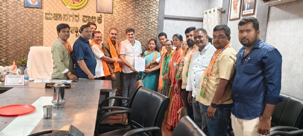 ಶಾಸಕರ ಹುಟ್ಟುಹಬ್ಬ : ಕಾನೂನುಬಾಹಿರವಾಗಿ ಫ್ಲೆಕ್ಸ್ಗಳ ಪ್ರದರ್ಶನ ; ಕ್ರಮಕ್ಕೆ ಬಿಜೆಪಿ ಆಗ್ರಹ ಶಾಸಕರ ಹುಟ್ಟುಹಬ್ಬ : ಕಾನೂನುಬಾಹಿರವಾಗಿ ಫ್ಲೆಕ್ಸ್ಗಳ ಪ್ರದರ್ಶನ ; ಕ್ರಮಕ್ಕೆ ಬಿಜೆಪಿ ಆಗ್ರಹ