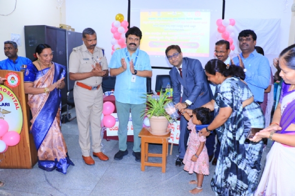 ಬಳ್ಳಾರಿ: ಹೆಣ್ಣು ಮಕ್ಕಳ ಜನ್ಮೋತ್ಸವ : ವಿವಿಧ ಕ್ಷೇತ್ರಗಳಲ್ಲಿ ಹೆಣ್ಣು ಮಕ್ಕಳ ಸಾಧನೆ ಅಪಾರ ಬಳ್ಳಾರಿ: ಹೆಣ್ಣು ಮಕ್ಕಳ ಜನ್ಮೋತ್ಸವ : ವಿವಿಧ ಕ್ಷೇತ್ರಗಳಲ್ಲಿ ಹೆಣ್ಣು ಮಕ್ಕಳ ಸಾಧನೆ ಅಪಾರ