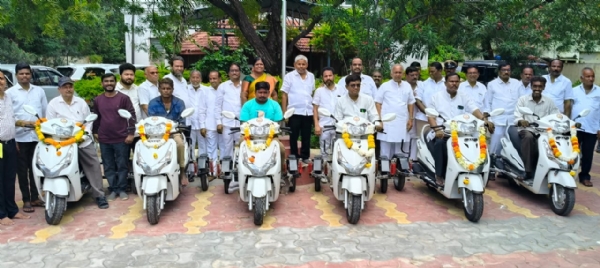 ಸರ್ಕಾರ ನಿಮ್ಮ ಜೊತೆಯಿದೆ ಎಲ್ಲರಂತೆ ನೀವು ಆತ್ಮ ಸ್ಥೈರ್ಯದಿಂದ ಜೀವಿಸಿ   : ಎನ್ಎಸ್ ಬೋಸರಾಜು ಸರ್ಕಾರ ನಿಮ್ಮ ಜೊತೆಯಿದೆ ಎಲ್ಲರಂತೆ ನೀವು ಆತ್ಮ ಸ್ಥೈರ್ಯದಿಂದ ಜೀವಿಸಿ   : ಎನ್ಎಸ್ ಬೋಸರಾಜು