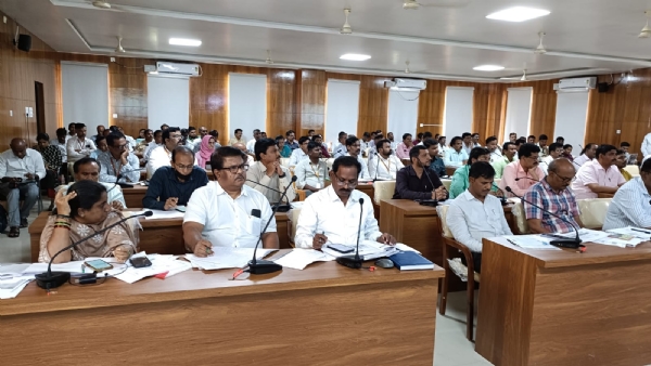 ರಾಯಚೂರು : ಮಹತ್ವಾಕಾಂಕ್ಷಿ ಜಿಲ್ಲೆ, ತಾಲೂಕು ಪ್ರಗತಿ ಪರಿಶೀಲನಾ ಸಭೆ