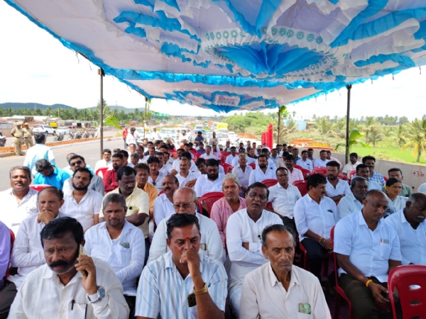 ಹೊಸಳ್ಳಿ-ಹಿಟ್ನಾಳ್  :  ರಾಷ್ಟ್ರೀಯ ಹೆದ್ದಾರಿ-50ರ ಮೇಲ್ಸೇತುವೆ ಉದ್ಘಾಟನೆ