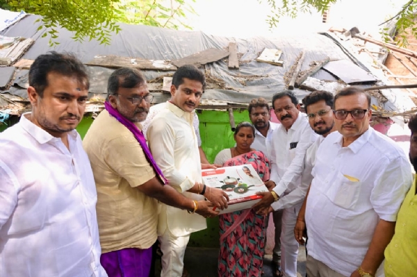 ಸರ್ವಾನುಮತದ ಅಭ್ಯರ್ಥಿ ಮೇಯರ್, ಉಪ ಮೇಯರ್ ಆಗುತ್ತಾರೆ: ಶಾಸಕ ನಾರಾ ಭರತರೆಡ್ಡಿ ಸರ್ವಾನುಮತದ ಅಭ್ಯರ್ಥಿ ಮೇಯರ್, ಉಪ ಮೇಯರ್ ಆಗುತ್ತಾರೆ: ಶಾಸಕ ನಾರಾ ಭರತರೆಡ್ಡಿ