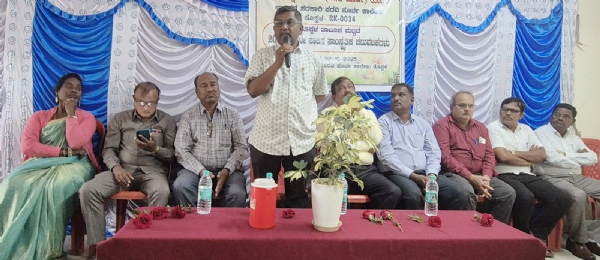 ಮಕ್ಕಳಿಗೆ ಕೇವಲ ಪಾಠದಿಂದ ಬದುಕು ರೂಪಗೊಳ್ಳದು : ಗೊಂಡಬಾಳ ಮಕ್ಕಳಿಗೆ ಕೇವಲ ಪಾಠದಿಂದ ಬದುಕು ರೂಪಗೊಳ್ಳದು : ಗೊಂಡಬಾಳ