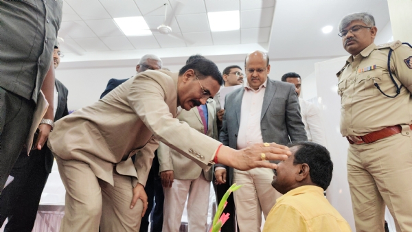 ಕೊಪ್ಪಳ-ಉಪ ಲೋಕಾಯುಕ್ತರಿಂದ ಸಾರ್ವಜನಿಕ ಅಹವಾಲು, ಕುಂದುಕೊರತೆ ಹಾಗೂ ದೂರುಗಳ ವಿಚಾರಣೆ ಕೊಪ್ಪಳ-ಉಪ ಲೋಕಾಯುಕ್ತರಿಂದ ಸಾರ್ವಜನಿಕ ಅಹವಾಲು, ಕುಂದುಕೊರತೆ ಹಾಗೂ ದೂರುಗಳ ವಿಚಾರಣೆ