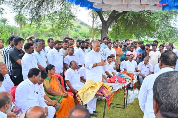 ಜಿಲ್ಲೆಯಲ್ಲಿ ಕೆರೆ-ಕಟ್ಟೆಗಳ ಪುನಃಶ್ಚೇತನಕ್ಕೆ ಪ್ರಯತ್ನ- ಎನ್ಎಸ್‌ ಬೋಸರಾಜು