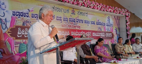 ರಾಮಾಯಣದ ಮೂಲಕ ಜೀವನದ ಮೌಲ್ಯಗಳನ್ನು ಜಗತ್ತಿಗೆ ಸಾರಿದ ಶ್ರೀಮಹರ್ಷಿ ವಾಲ್ಮೀಕಿ : ಹೆಚ್.ಆರ್.ಗವಿಯಪ್ಪ ಹೇಳಿಕೆ.