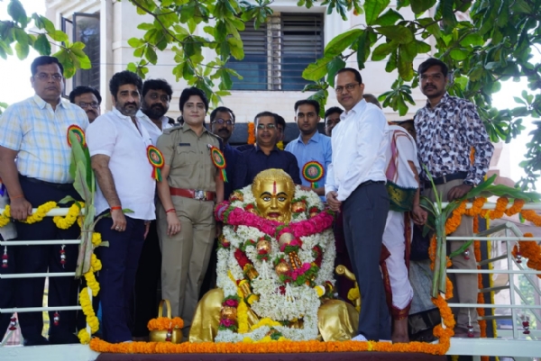 1.10 ಕೋಟಿ ರೂ. ವೆಚ್ಚದಲ್ಲಿ ಮಹರ್ಷಿ ವಾಲ್ಮೀಕಿ ಪುತ್ಥಳಿ