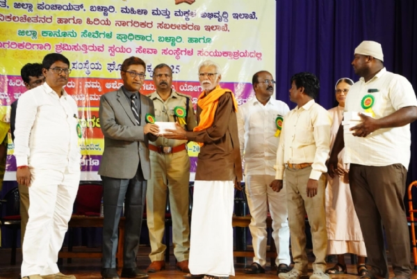 ದೇಶದ ಅಭಿವೃದ್ಧಿಗೆ ಹಿರಿಯ ನಾಗರಿಕರ ಮಾರ್ಗದರ್ಶನ ಅವಶ್ಯಕ