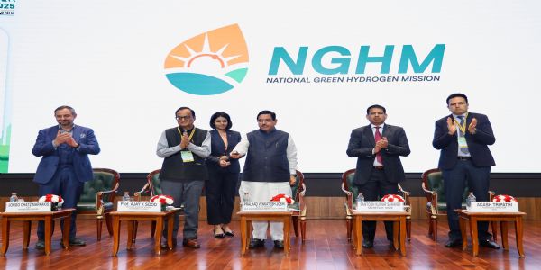 ಜೈವಿಕ ಇಂಧನದ ಹೈಡ್ರೋಜನ್‌ ಪೈಲಟ್‌ಗೆ ₹100 ಕೋಟಿ ಪ್ರಸ್ತಾವನೆ : ಪ್ರಹ್ಲಾದ ಜೋಶಿ