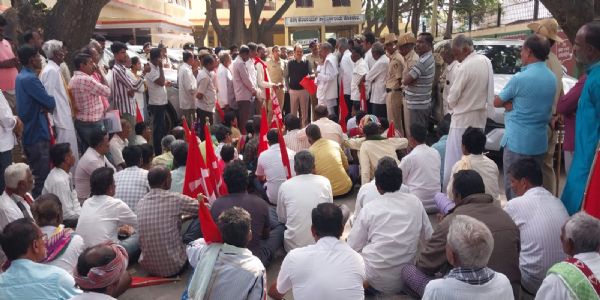 ರೈತರ ಜಮೀನಿಗೆ ಅರಣ್ಯ ಇಲಾಖೆ ಅಕ್ರಮ ಪ್ರವೇಶ ಎಸ್ಐಟಿ ನಿಯಮಗಳ ಉಲ್ಲಂಘನೆ ವಿರುದ್ದ ಕ್ರಮಕ್ಕೆ ಒತ್ತಾಯ