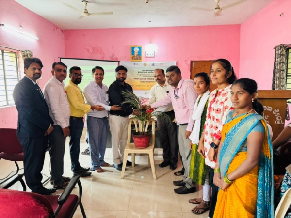 ಪರಿಸರ ಸಂರಕ್ಷಣೆಯ ಜವಾಬ್ದಾರಿ ಅರಿಯೋಣ: ಡಾ.ಸಿದ್ದೇಶ್ವರ ಬಾಬು ಪರಿಸರ ಸಂರಕ್ಷಣೆಯ ಜವಾಬ್ದಾರಿ ಅರಿಯೋಣ: ಡಾ.ಸಿದ್ದೇಶ್ವರ ಬಾಬು