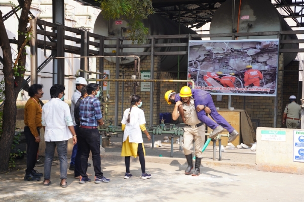 ಕುಡತಿನಿ: ಬಿಟಿಪಿಎಸ್ ವಿಪತ್ತು ನಿರ್ವಹಣಾ ಅಣಕು ಪ್ರದರ್ಶನ ಕುಡತಿನಿ: ಬಿಟಿಪಿಎಸ್ ವಿಪತ್ತು ನಿರ್ವಹಣಾ ಅಣಕು ಪ್ರದರ್ಶನ