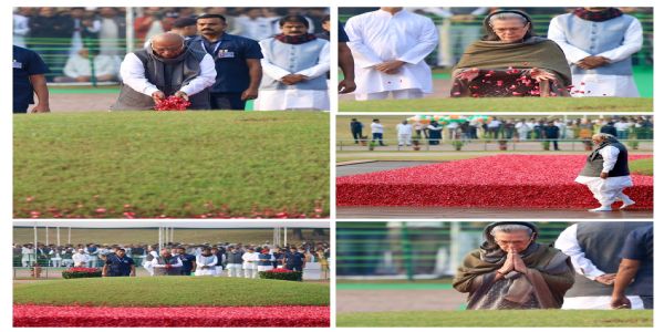 ಪಂಡಿತ್ ನೆಹರು ಜನ್ಮ ವಾರ್ಷಿಕೋತ್ಸವ ; ಕಾಂಗ್ರೆಸ್ ನಾಯಕರಿಂದ ಗೌರವ ನಮನ