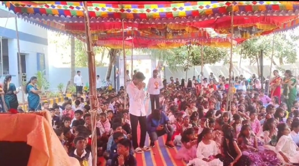 ವಿದ್ಯಾರ್ಥಿಗಳು ನಿರಂತರ ಅಧ್ಯಯನದಿಂದ ಉನ್ನತಿ ಹೊಂದಬೇಕು: ಸಮಾಜ ಸೇವಕ ಮಾರುತಿ ತೋಟಗಂಟಿ ವಿದ್ಯಾರ್ಥಿಗಳು ನಿರಂತರ ಅಧ್ಯಯನದಿಂದ ಉನ್ನತಿ ಹೊಂದಬೇಕು: ಸಮಾಜ ಸೇವಕ ಮಾರುತಿ ತೋಟಗಂಟಿ