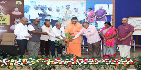 ಸಂಶೋಧನೆಗಳು ಸತ್ಯದಿಂದ ಕಡೆಗೆ ಹೋಗಬೇಕು : ಡಾ. ಶರತಚಂದ್ರ ಸ್ವಾಮಿಗಳು