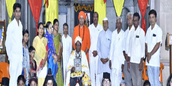 ಕನಕದಾಸರು ಜಾತ್ಯತೀತ ಮತ್ತು ಭಕ್ತಿಯ ಪ್ರತೀಕ : ಶ್ರೀ ಶಾಂತಲಿಂಗ ಸ್ವಾಮಿಗಳು