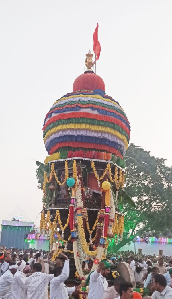 ಜಹಗೀರ ಹಿರೇಬಗನಾಳ ಗ್ರಾಮದ ಶ್ರೀ ಗವಿಸಿದ್ದೇಶ್ವರ ಮಹಾ ರಥೋತ್ಸವ ಜಹಗೀರ ಹಿರೇಬಗನಾಳ ಗ್ರಾಮದ ಶ್ರೀ ಗವಿಸಿದ್ದೇಶ್ವರ ಮಹಾ ರಥೋತ್ಸವ