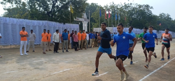 ಕ್ರೀಡೆಯಲ್ಲಿ ಭಾಗವಹಿಸಿ ಮಾನಸಿಕ ಒತ್ತಡ ನಿವಾರಿಸಿಕೊಳ್ಳಿ: ಡಾ.ಬಸವರಾಜ ಕೆ.ಎನ್ ಕ್ರೀಡೆಯಲ್ಲಿ ಭಾಗವಹಿಸಿ ಮಾನಸಿಕ ಒತ್ತಡ ನಿವಾರಿಸಿಕೊಳ್ಳಿ: ಡಾ.ಬಸವರಾಜ ಕೆ.ಎನ್