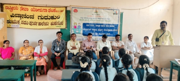 ಬಾಲ್ಯವಿವಾಹದಿಂದ ಹೆಣ್ಣುಮಕ್ಕಳ ಆರೋಗ್ಯದ ಮೇಲೆ ದುಷ್ಪರಿಣಾಮ : ವ್ಹಿ.ಪಿ. ಶಿವಾನಂದ ಬಾಲ್ಯವಿವಾಹದಿಂದ ಹೆಣ್ಣುಮಕ್ಕಳ ಆರೋಗ್ಯದ ಮೇಲೆ ದುಷ್ಪರಿಣಾಮ : ವ್ಹಿ.ಪಿ. ಶಿವಾನಂದ