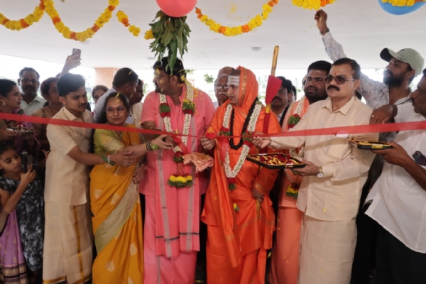 ಜಗತ್ತಿಗೆ ಬೇಕಾಗಿರುವುದು ಆರೋಗ್ಯ- ನೆಮ್ಮದಿ: ಉಜ್ಜಯಿನಿ ಶ್ರೀ ಜಗತ್ತಿಗೆ ಬೇಕಾಗಿರುವುದು ಆರೋಗ್ಯ- ನೆಮ್ಮದಿ: ಉಜ್ಜಯಿನಿ ಶ್ರೀ