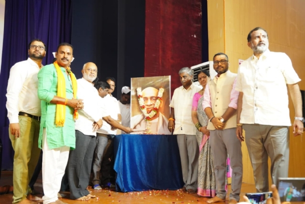 ಭಾರತದ ಐಕ್ಯತೆಗಾಗಿ ಪ್ರತಿಯೊಬ್ಬರೂ ದೇಶಪ್ರೇಮ ಹೊಂದಬೇಕು: ವೈ.ಎಂ.ಸತೀಶ್