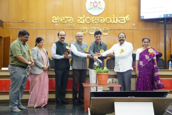 ಕಾನೂನು ಕ್ಷೇತ್ರದಲ್ಲಿ ವಿಫುಲ ಅವಕಾಶ : ಪ್ರೊ.ಡಾ.ಸಿ.ಎಸ್.ಪಾಟೀಲ್ ಹೇಳಿಕೆ ಕಾನೂನು ಕ್ಷೇತ್ರದಲ್ಲಿ ವಿಫುಲ ಅವಕಾಶ : ಪ್ರೊ.ಡಾ.ಸಿ.ಎಸ್.ಪಾಟೀಲ್ ಹೇಳಿಕೆ