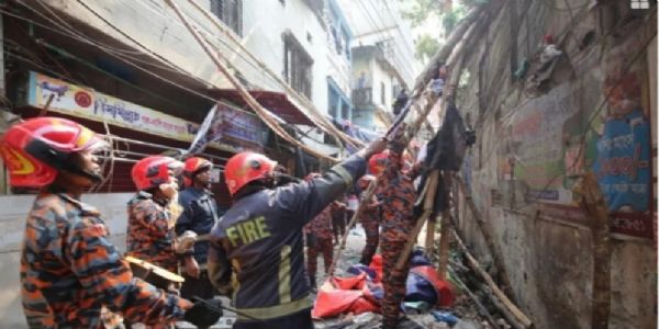 ಬಾಂಗ್ಲಾದೇಶ ಭೂಕಂಪ ; ಸಾವಿನ ಸಂಖ್ಯೆ 10ಕ್ಕೆ ಏರಿಕೆ