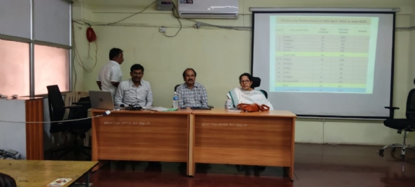 ರಕ್ತದಾನ ಮಹತ್ವ ಕುರಿತು ಜಾಗೃತಿ ಮೂಡಿಸಿ: ಡಿಹೆಚ್ಒ