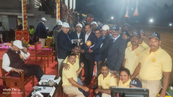 ಬಳ್ಳಾರಿ : ಗೃಹರಕ್ಷಕರ ರಾಜ್ಯಮಟ್ಟದ ಕ್ರೀಡಾಕೂಟದಲ್ಲಿ ಚಾಂಪಿಯನ್ ಬಳ್ಳಾರಿ : ಗೃಹರಕ್ಷಕರ ರಾಜ್ಯಮಟ್ಟದ ಕ್ರೀಡಾಕೂಟದಲ್ಲಿ ಚಾಂಪಿಯನ್