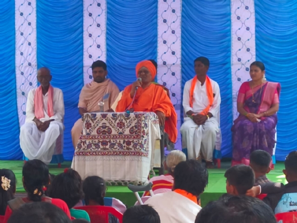 ಅಜ್ಞಾನದಿಂದ ಸುಜ್ಞಾನದತ್ತ ದಾರಿ ತೋರುವುದೇ ಕಾರ್ತೀಕ ಆಚರಣೆಯ ಉದ್ದೇಶ, -ಮೈಸೂರುಮಠ ಸ್ವಾಮೀಜಿ ಅಜ್ಞಾನದಿಂದ ಸುಜ್ಞಾನದತ್ತ ದಾರಿ ತೋರುವುದೇ ಕಾರ್ತೀಕ ಆಚರಣೆಯ ಉದ್ದೇಶ, -ಮೈಸೂರುಮಠ ಸ್ವಾಮೀಜಿ