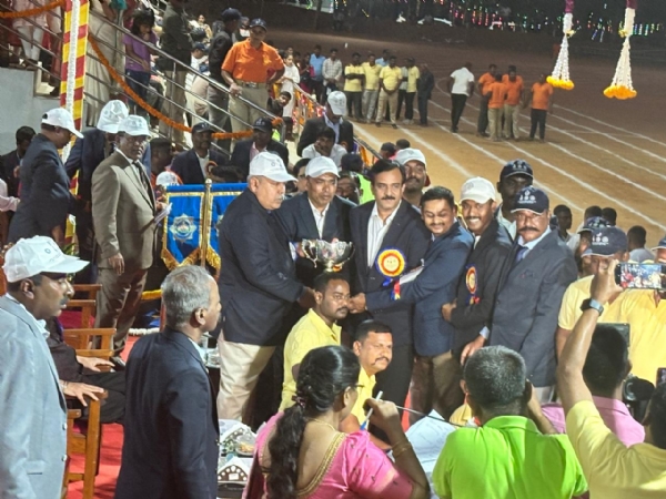 ಬಳ್ಳಾರಿ : ಗೃಹರಕ್ಷಕರ ರಾಜ್ಯಮಟ್ಟದ ಕ್ರೀಡಾಕೂಟದಲ್ಲಿ ಚಾಂಪಿಯನ್ ಬಳ್ಳಾರಿ : ಗೃಹರಕ್ಷಕರ ರಾಜ್ಯಮಟ್ಟದ ಕ್ರೀಡಾಕೂಟದಲ್ಲಿ ಚಾಂಪಿಯನ್