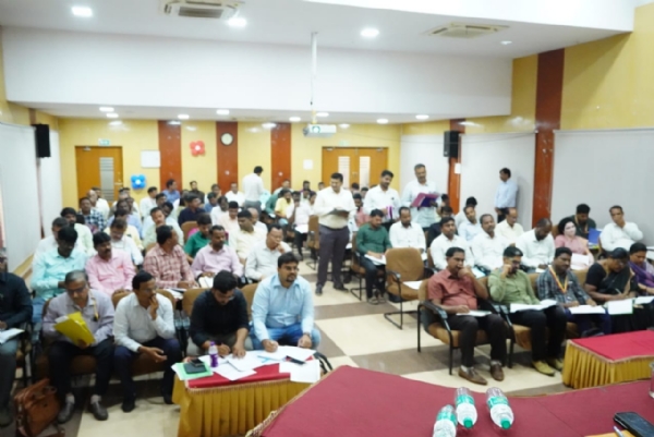 ಗಣಿಬಾಧಿತ ಪ್ರದೇಶಾಭಿವೃದ್ಧಿಗೆ ಅಧಿಕಾರಿಗಳ ಸಹಭಾಗಿತ್ವ ಮುಖ್ಯ ವ್ಯವಸ್ಥಾಪಕ ನಿರ್ದೇಶಕ ಡಾ.ಸಂಜಯ್ ಎಸ್ ಬಿಜ್ಜೂರ್