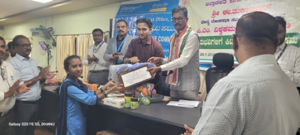 ಬಡಜನರ ಸ್ವಾವಲಂಬನೆ ಬದುಕಿಗೆ ಬ್ಯಾಂಕ್‍ಗಳು ಸಹಕಾರಿ  : ಸಂಸದ ಈ.ತುಕಾರಾಮ್