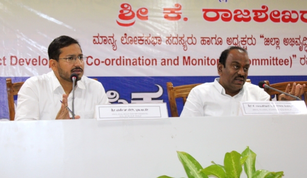 ಕೊಪ್ಪಳ  : ಜಿಲ್ಲೆಯ ರೈತರನ್ನು ಸಾವಯವ ಕೃಷಿಗೆ ಪ್ರೋತ್ಸಾಹಿಸಿ: ಸಂಸದ ಕೆ.ರಾಜಶೇಖರ ಹಿಟ್ನಾಳ