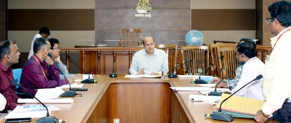 ಜಿಲ್ಲೆಯ ಎಪಿಎಂಸಿ ಗಳಲ್ಲಿ ಮೂಲಭೂತ ಸೌಲಭ್ಯಗಳನ್ನು ಒದಗಿಸಿ:  ಜಿಲ್ಲಾಧಿಕಾರಿ ಡಾ. ಸುರೇಶ ಬಿ. ಇಟ್ನಾಳ