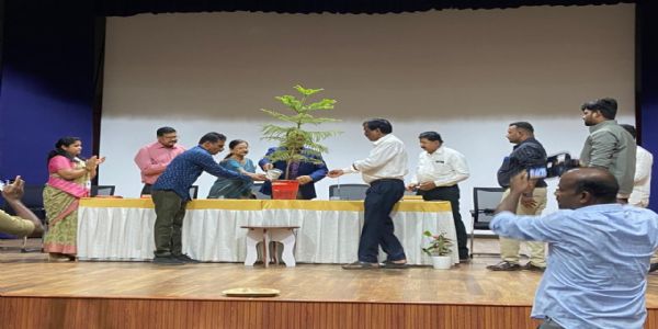 ಸಾರ್ವಜನಿಕರು ಪೌರಪ್ರಜ್ಞೆ ಬೆಳೆಸಿಕೊಳ್ಳಲು ಜಿಲ್ಲಾಧಿಕಾರಿ ಕರೆ