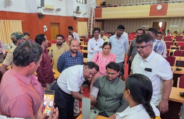 ಪ್ರತಿಯೊಬ್ಬರು ನಿಯಮಿತ ಆರೋಗ್ಯ ತಪಾಸಣೆ ಮಾಡಿಸಿ: ಜಿಪಂ ಸಿಇಓ ಸಲಹೆ ಪ್ರತಿಯೊಬ್ಬರು ನಿಯಮಿತ ಆರೋಗ್ಯ ತಪಾಸಣೆ ಮಾಡಿಸಿ: ಜಿಪಂ ಸಿಇಓ ಸಲಹೆ