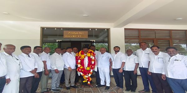 ಡಿಸಿಸಿ ಬ್ಯಾಂಕ್ ನಿರ್ದೇಶಕರಾಗಿ ಖಾಜಿಕಲ್ಲಹಳ್ಳಿ ಮುನಿರಾಜು ಆಯ್ಕೆ