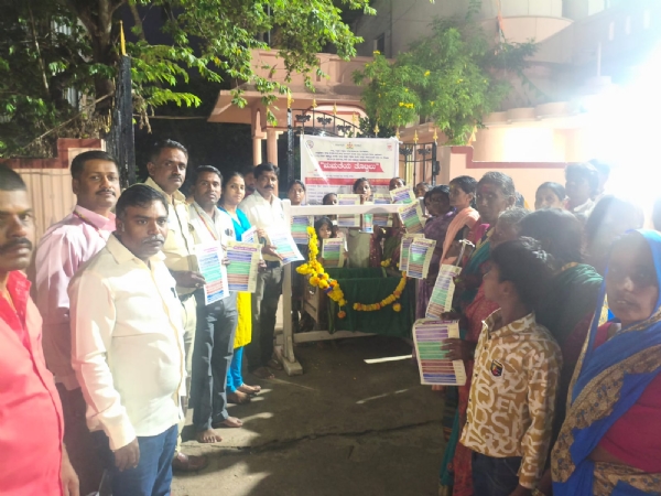 ಹುಲಿಗೆಮ್ಮ ದೇವಸ್ಥಾನದಲ್ಲಿ ಮಮತೆಯ ತೊಟ್ಟಿಲು ಹುಲಿಗೆಮ್ಮ ದೇವಸ್ಥಾನದಲ್ಲಿ ಮಮತೆಯ ತೊಟ್ಟಿಲು