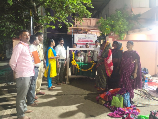 ಹುಲಿಗೆಮ್ಮ ದೇವಸ್ಥಾನದಲ್ಲಿ ಮಮತೆಯ ತೊಟ್ಟಿಲು ಹುಲಿಗೆಮ್ಮ ದೇವಸ್ಥಾನದಲ್ಲಿ ಮಮತೆಯ ತೊಟ್ಟಿಲು