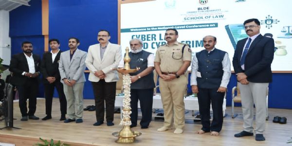 ಇಂದಿನ ತಂತ್ರಜ್ಞಾನದ ಯುಗದಲ್ಲಿ ಡಿಜಿಟಲ್ ಅಪರಾಧ ಹೆಚ್ಚಳ : ಎಸ್‌ಪಿ ಲಕ್ಷ್ಮಣ ನಿಂಬರಗಿ