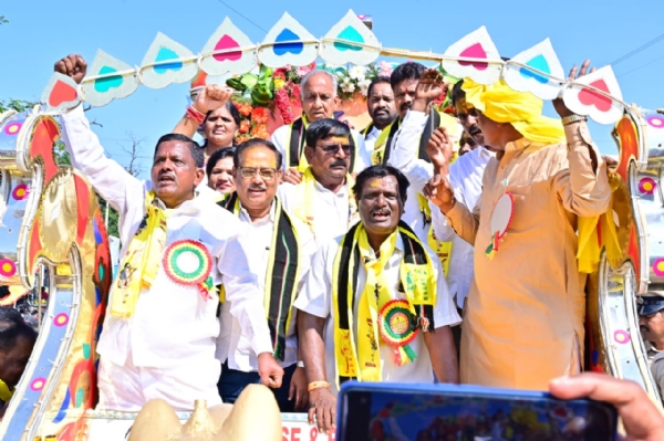 ಸಮಾನತೆ ಸಾರಿದ ಮಹಾನ ಶ್ರೇಷ್ಠ ಸಂತ ಶ್ರೀ ಕನಕದಾಸರು- ಎನ್ಎಸ್ ಬೋಸರಾಜು ಸಮಾನತೆ ಸಾರಿದ ಮಹಾನ ಶ್ರೇಷ್ಠ ಸಂತ ಶ್ರೀ ಕನಕದಾಸರು- ಎನ್ಎಸ್ ಬೋಸರಾಜು