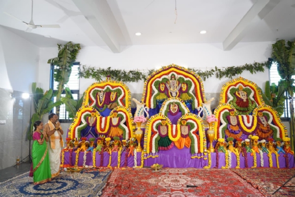 ಡಿಕೆಶಿ ಸಿಎಂ ಆಗಲಿಕ್ಕಾಗಿಯೇ ಬಳ್ಳಾರಿಯಲ್ಲಿ ಅವರ ಅಭಿಮಾನಿಯಿಂದ ಹೋಮ, ಹವನ ಮತ್ತು ಯಾಗಗಳು ಡಿಕೆಶಿ ಸಿಎಂ ಆಗಲಿಕ್ಕಾಗಿಯೇ ಬಳ್ಳಾರಿಯಲ್ಲಿ ಅವರ ಅಭಿಮಾನಿಯಿಂದ ಹೋಮ, ಹವನ ಮತ್ತು ಯಾಗಗಳು